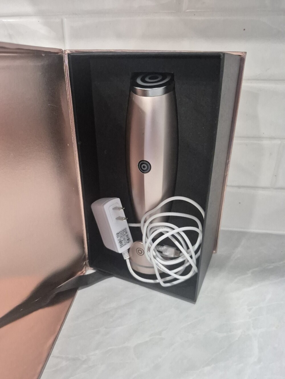 Rose Gold Facial Vega